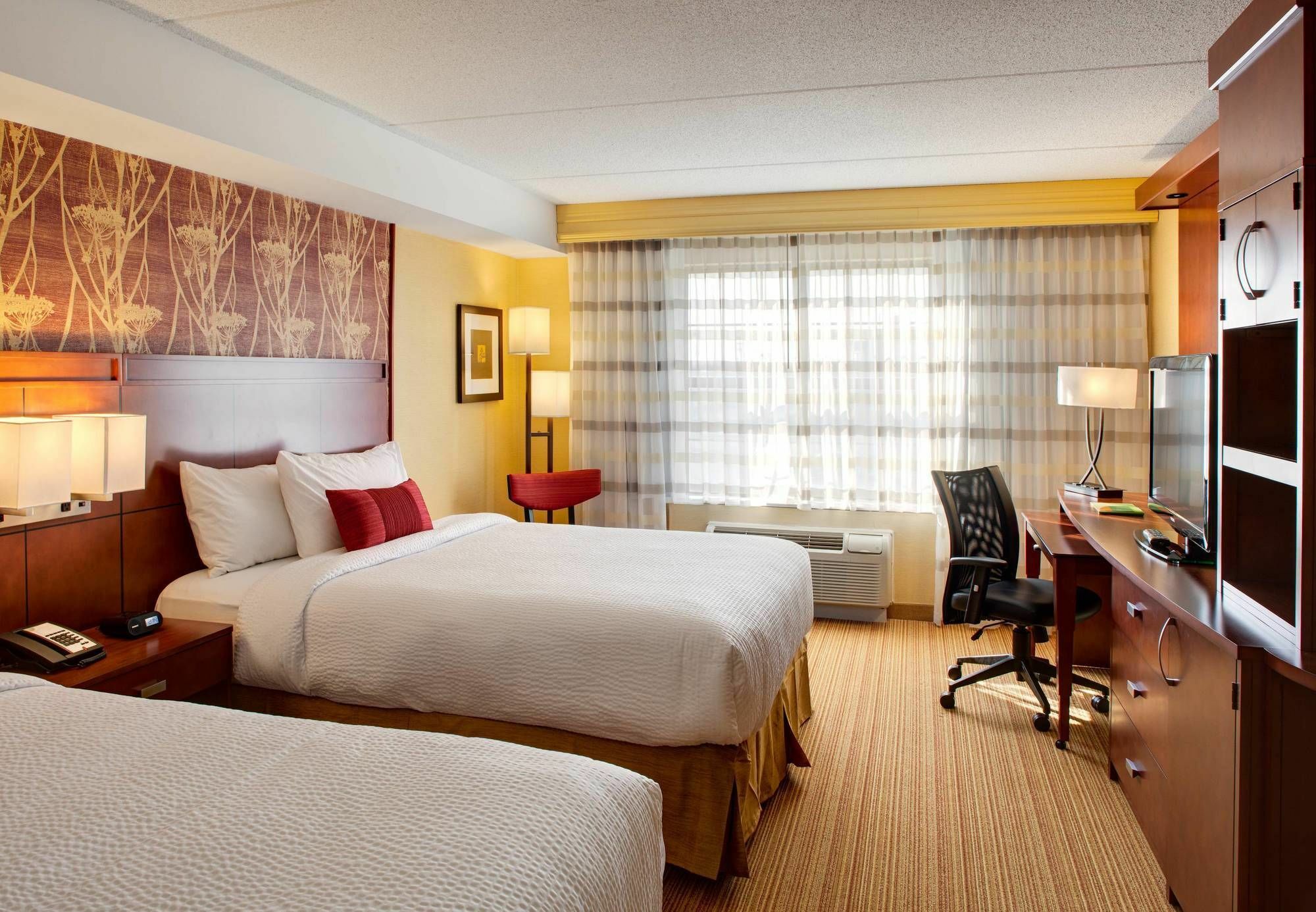 Courtyard By Marriott London Hotel Exterior foto